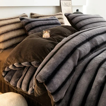 4pcs Grey Rabbit Fur Bedding Set Thick Milk Plush Winter Duvet Cover Warm Bed Sheets, Queen Size Four Piece Set  Bedroom Decor