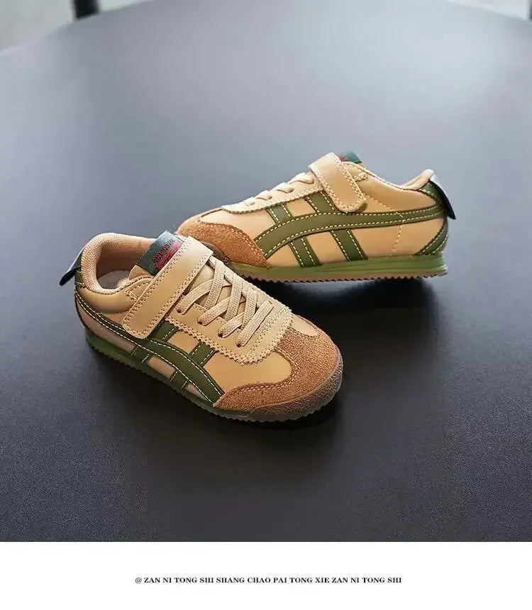 Children's Sneakers Boys Lightweight Breathable Sport Running Shoes Girls Soft Bottom Casual Shoes Student Shoes.