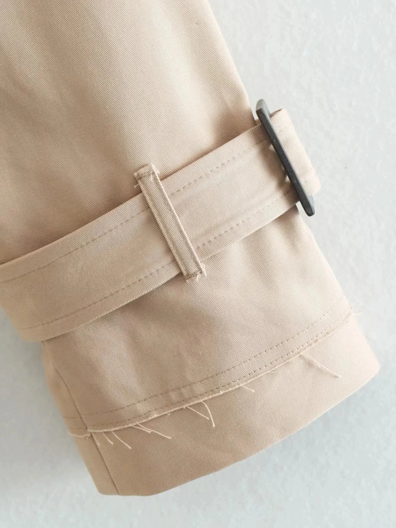 2024 Belt Cropped Trench Spring Jacket Women Vintage Streetwear Double Breasted Long Sleeve Top Female Coat Outfits.