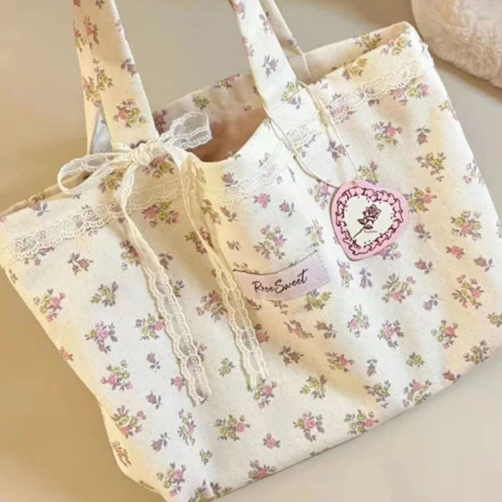 Large Capacity Printed Tote Bag Fashion Sweet with Lace Bow Storage Handbags Canvas Handbag.