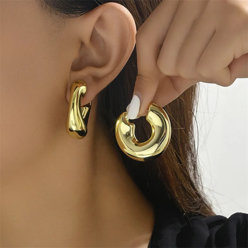 New Retro Chunky C Shape Hoop Earrings Glossy Gold Plated Pvd Circle Round Tube Huggie Hoops Stacked Ear Jewelry.