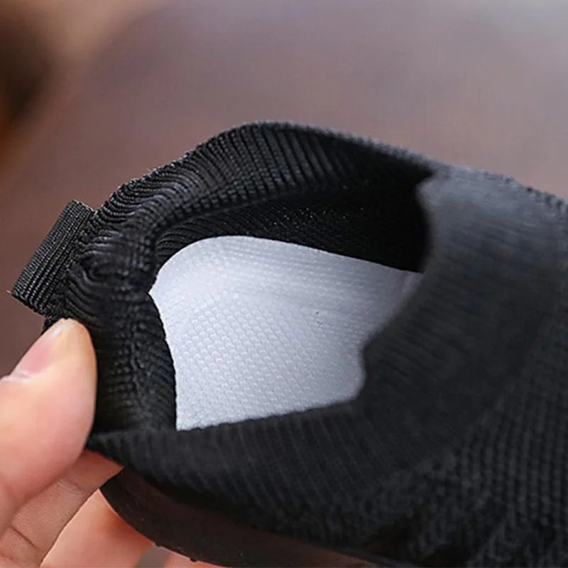 Kids Spring and Autumn Striped Knitted Sneakers Tennis Casual Shoes Children Breathable Girls Boys Slip-on Running Sports Shoes.