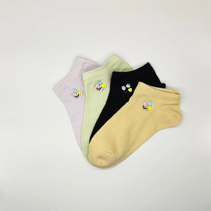 4 Pairs Cotton Women's Boat Socks No Show Socks Set for Lady White Invisible Cotton Socks Pack Pink Black Breathable Summer