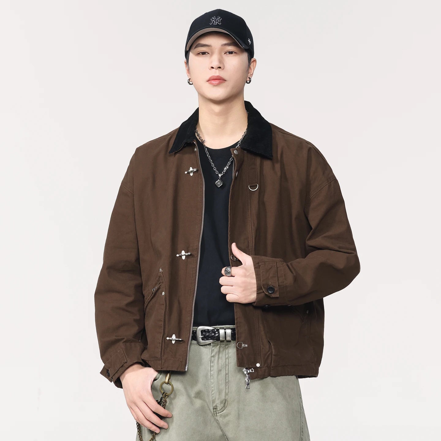 Men Washed Cotton Metal Buckle Streetwear Vintage Loose Casual Short Bomber Cargo Jacket Couple Spring Autumn Coat Outerwear.