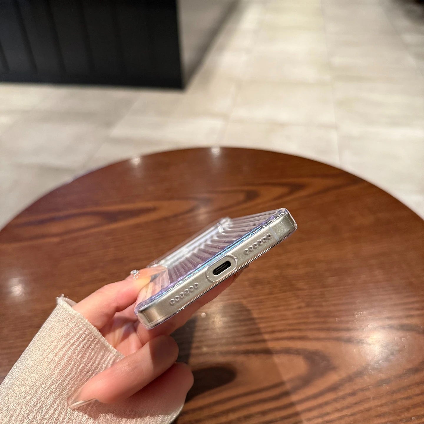 17 Pro Max Luxury Transparent Corrugated Pattern Ultra Thin Case For iPhone 17 Air 16 15 14 Pro Max Plus Shockproof Soft Cover.