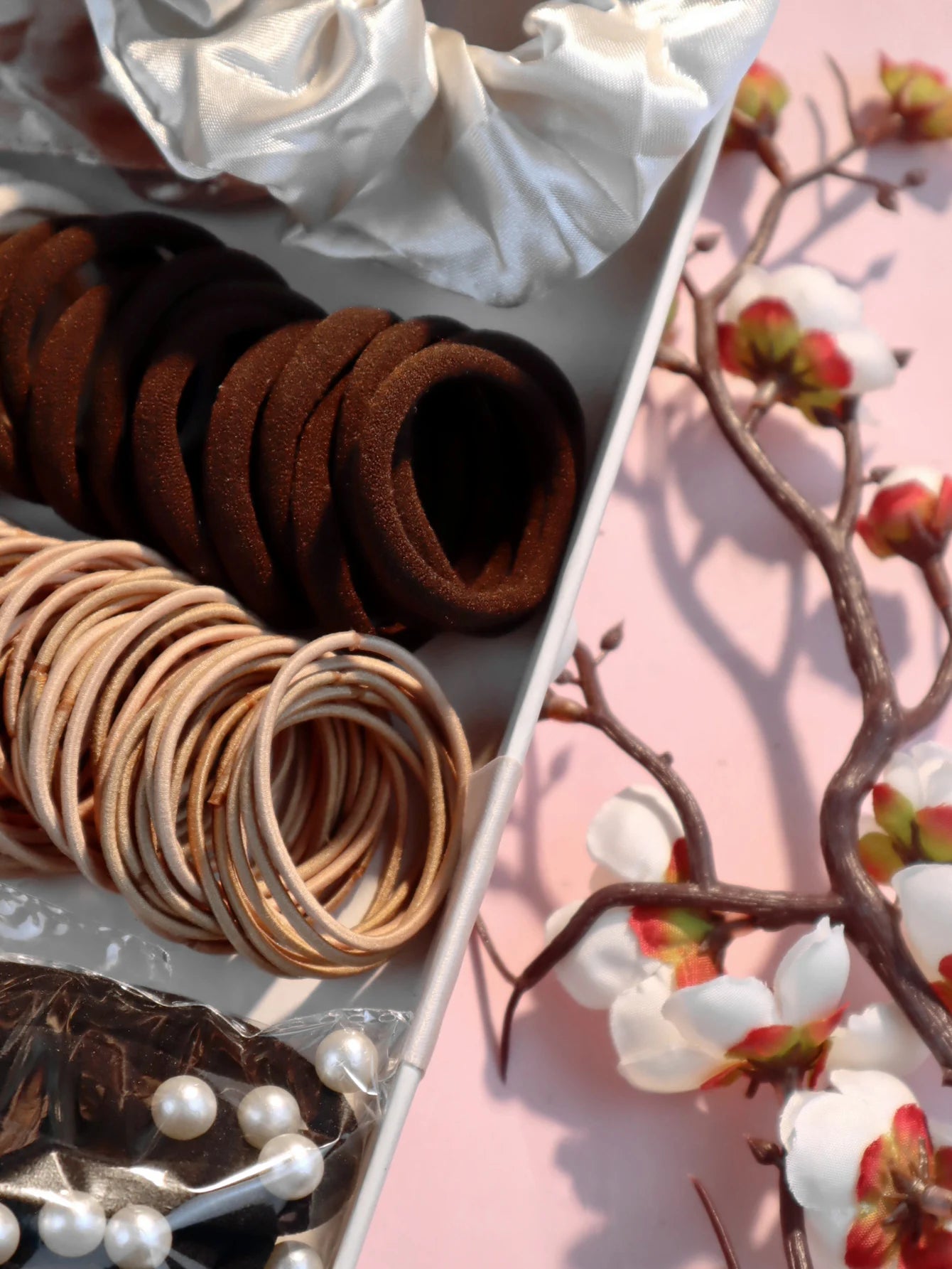 Fashionable Brown Hair Accessories Set for Women, Seamless Ponytail Holders Variety Hair Scrunchies For Women Lady.