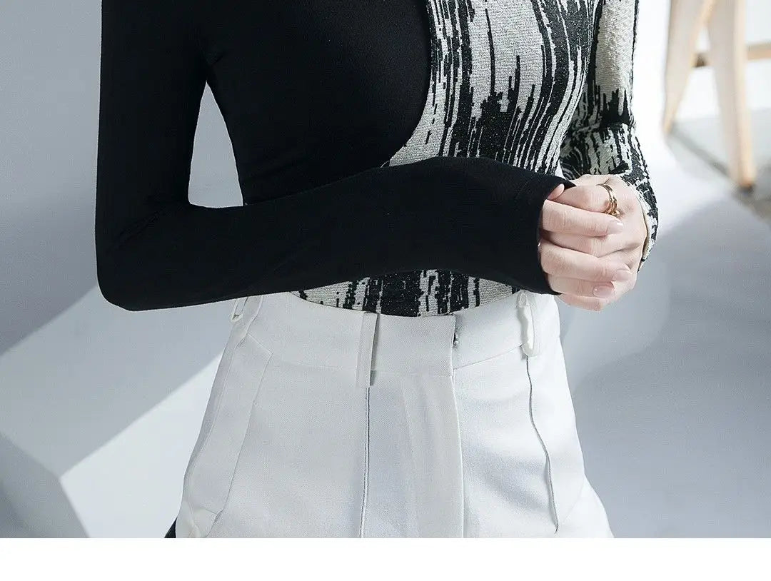 Women Design sense Printing Hollow Out Pullovers Elegant Slim Top Spring Autumn 2024 New Turtleneck Long Sleeve Fashion T-Shirts.