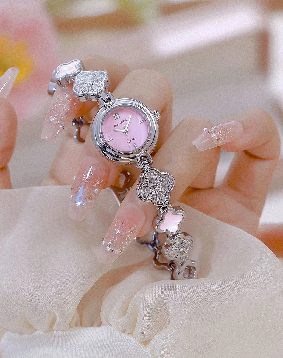 Women's Watch Lucky Four-Leaf Clover Bracelet Elegant Crystal Dress Watches for Women Fashion Luxury Small Quartz Ladies Clock.