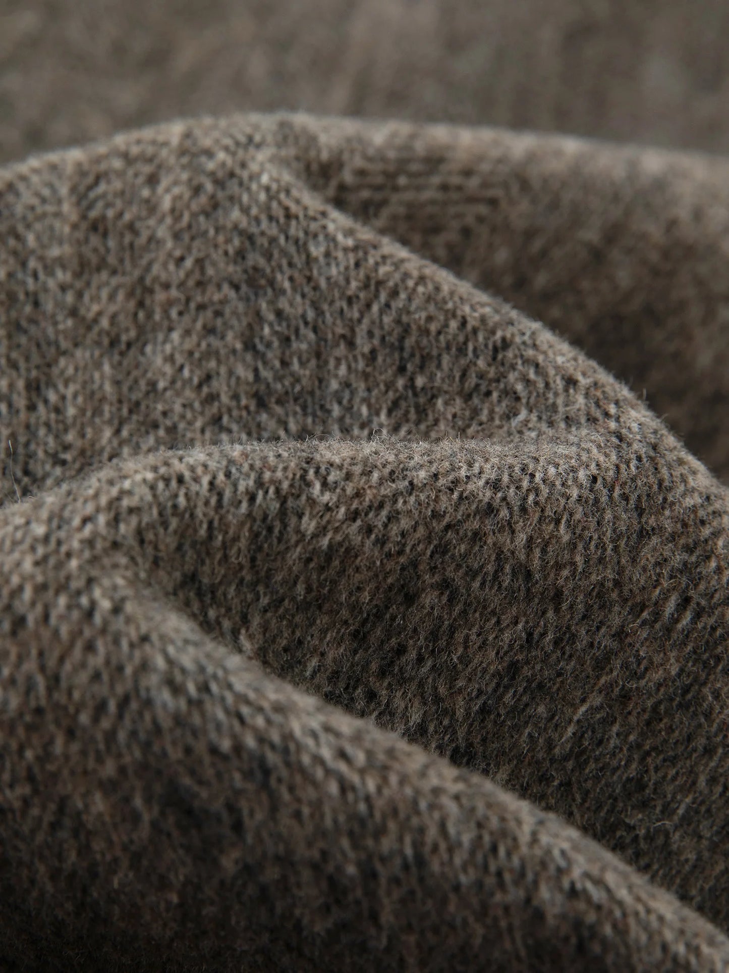 ZIQIAO Retro Mid-length Straight Skirt for Women 2025 Autumn and Winter New Slit Woolen Skirt Commuting Soft Warm British Style.