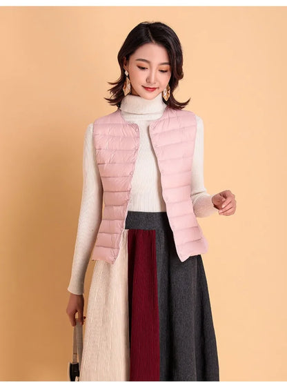 2023 Neuankömmlinge Herbst Winter warme Frauen ärmellose Daunen futter Taillen mantel weibliche ultraleichte weiße Enten Daunen weste Jacken.