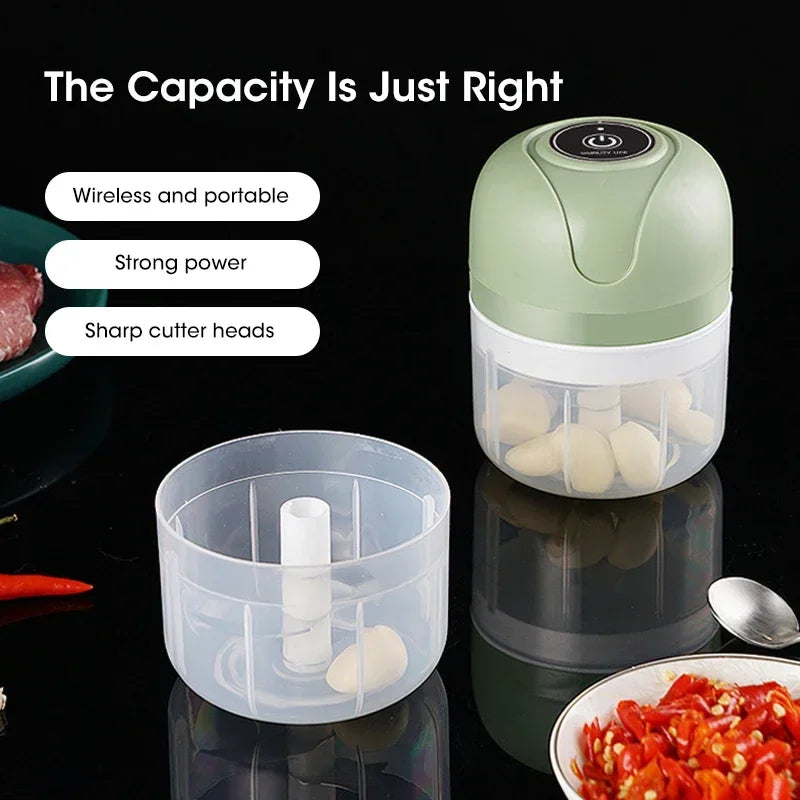Electric Garlic Purer 250ML Mini Electric Garlic Chopper USB Charging Ginger Vegetable Cutter Food Chopper Kitchen Tools.