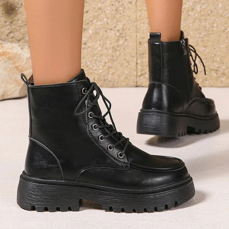 Women's Pu Leather Platform Ankle Boots Plus Size 35-42 Lace Up Motorcycle Boots Women Comfort Wide Leg Black Short Booties.