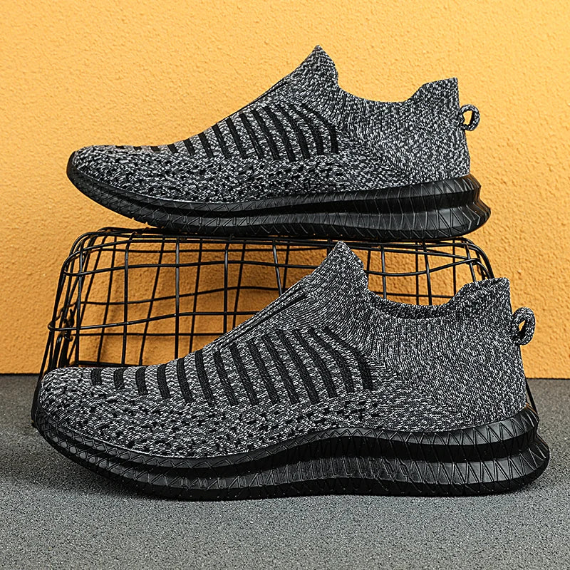 Men Shoes Lightweight Sneakers Men Fashion Casual Walking Shoes Breathable Slip on wear-resistant Mens Loafers Zapatillas Hombre