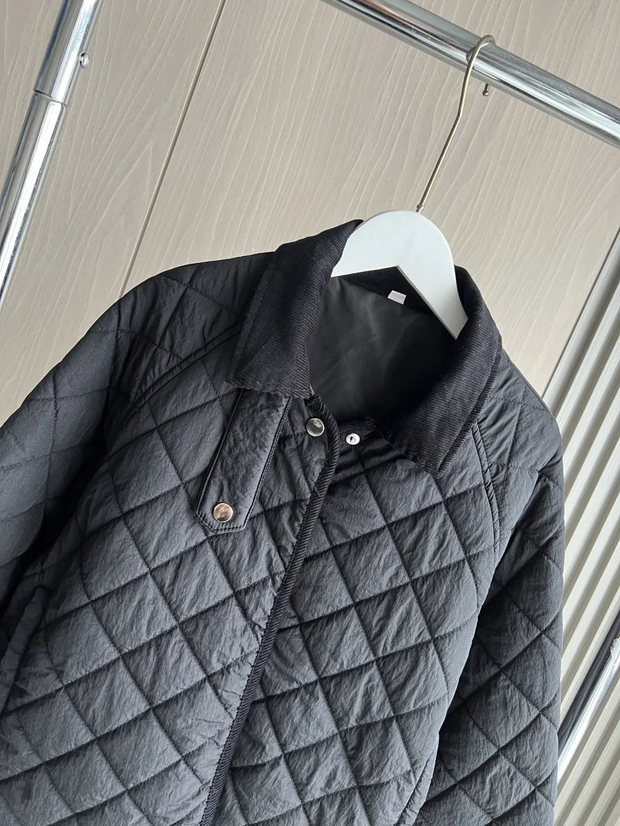 Women's Quilted Jacket with Padded Lining Model ETJ 2025 - Casual and Simple Diamond Quilted Short Puffer Jacket with Collar.