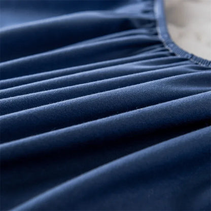 Home Mattress Cover Waterproof Thickened Quilted Waterproof Bed Cover Breathable Mattress Protector Fitted Sheet No Pillowcases