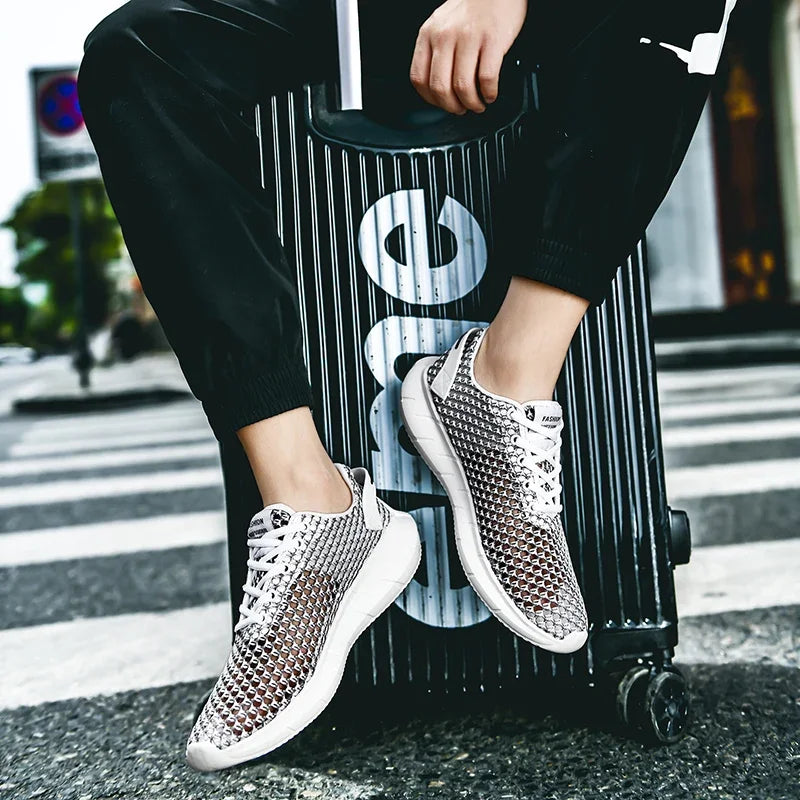 Summer Mesh Men Casual Shoes Comfortable Mens Walking Sneakers Breathable Hollow Man Running Shoes Lightweight Sport Shoes.