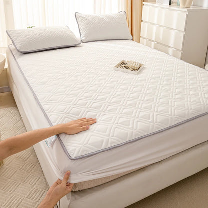 Waterproof Mattress Cover Cartoon Style Bed Covers Quilted Fitted Sheet постельное белье Thickened Bedspread(No Pillowcase)