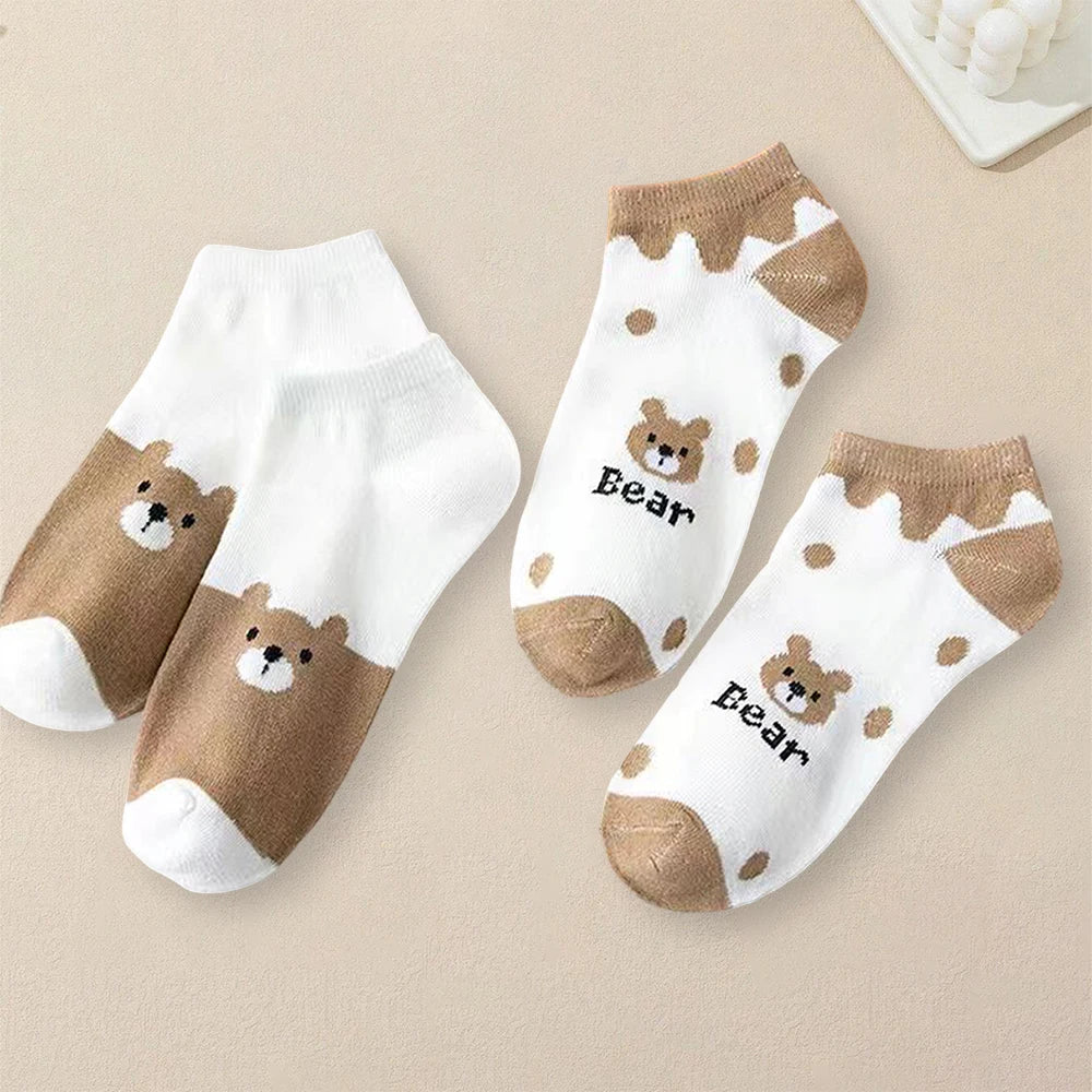 5 Pairs Women Cartoon Patterned Socks Trendy Versatile Breathable Sweat Wicking Deodorizing Antibacterial Comfortable Socks.