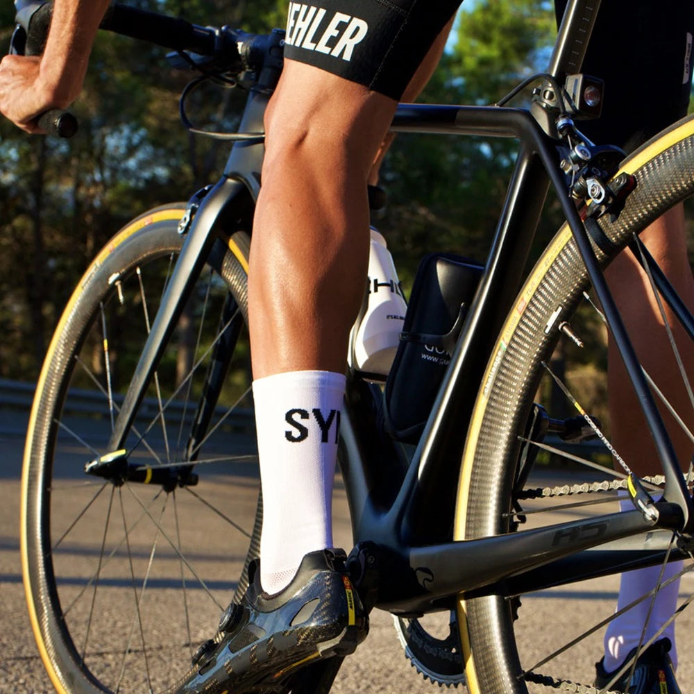 SYN Pro Cycling Socks Men Women High Quality Breathable Bicycle Socks MTB Road Bike Sport Football Basketball Knitting Socks.