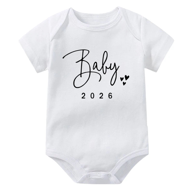 Baby-Ankündigung, bald, 2026, Strampler für Neugeborene, Sommer, Jungen- und Mädchen-Body, Körper, Schwangerschafts-Enthüllung, Kleidung, Säuglingsoverall.