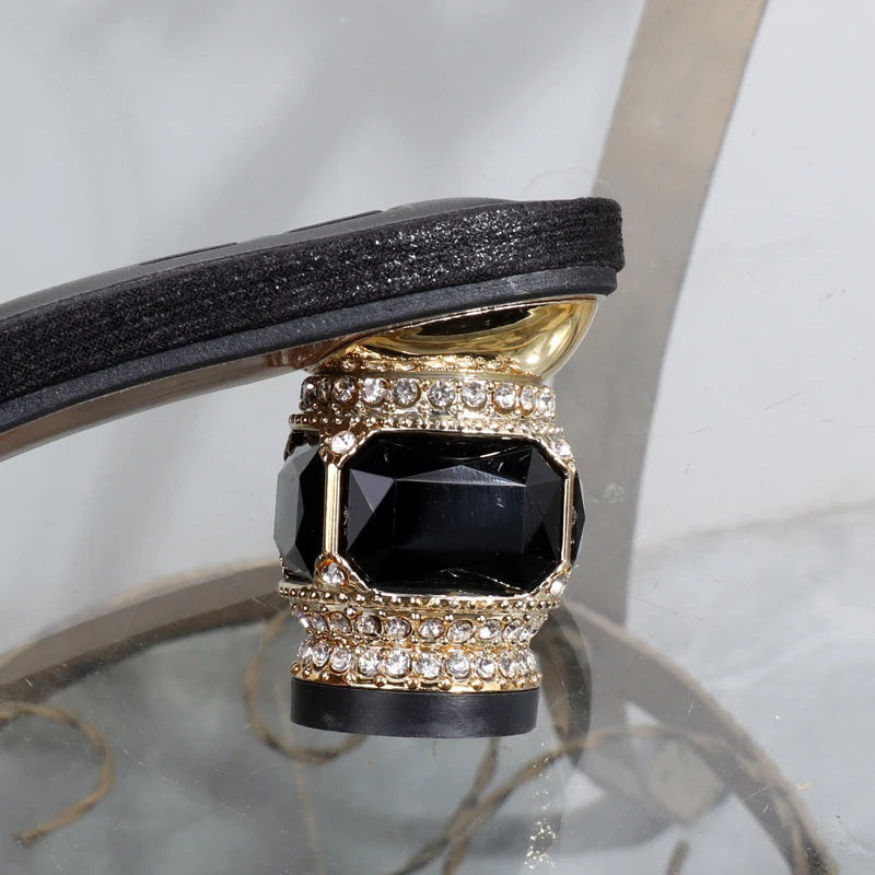 Golden heeles sandals new rhinestones in the summer 2025  thick heels lady slippers wearing banquet luxury elegant slippers.