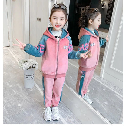 New Winter Keep Warm Girls Clothing Set Padded Lining With Plush Velent Hooded Jacket+Pants 2pcs Suit For 3-12 Years Kids.