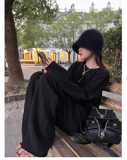 Koreanische Version des weichen, wachsartigen, faulen Wind-Stricksets 2024, sanfter Rundhalspullover, Pullover, weites Bein, Hose, zweiteiliges Set für Damen