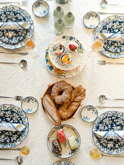 SOLECASA English Retro Ceramic Tableware Blue Flowers Pattern Household Salad Bowls Steak Plate Fruit Dessert Plates Dinnerware.