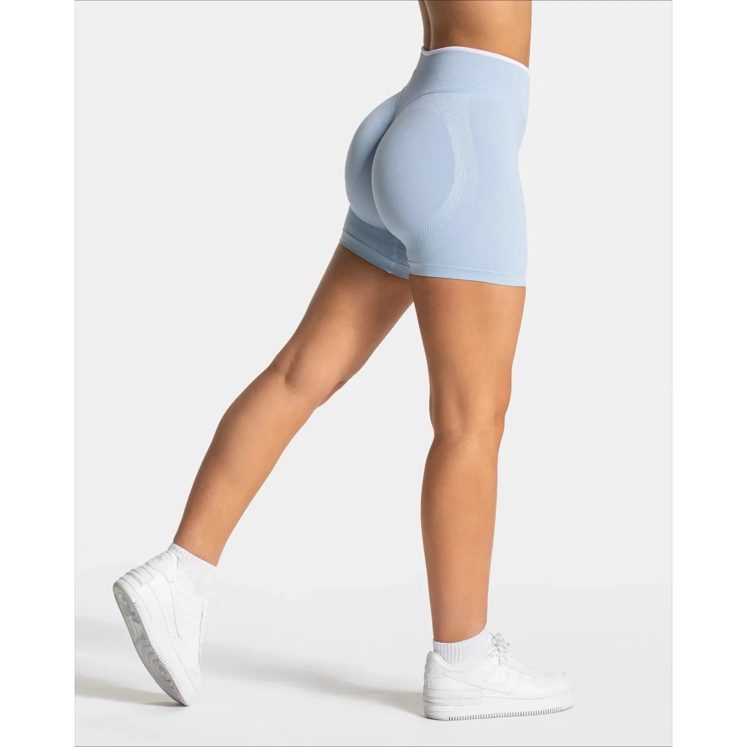 Women's Seamless Gym Solid Color Sports Shorts White Waist Tight High Waist Hip Lifting Yoga Pants Running Sports Shorts.