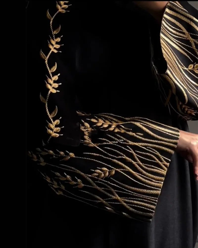 Muslim Women Dress Elegant Black Embroidery Abaya Long Robe Dubai Luxury Eid Ramdan Prayer Dress Kebaya Kaftan Moroccan Dresses.