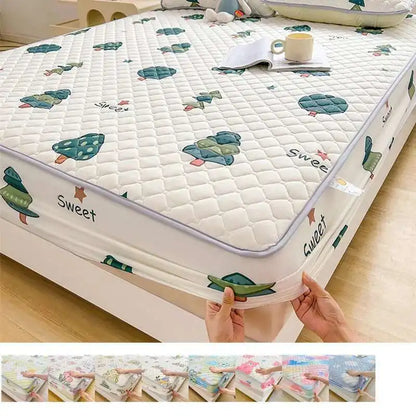 Quilted Mattress Cover 150x200cm - Thick Skin-Friendly Fitted Sheet, 매트리스커버 Breathable Bed Covers (Pillowcase Sold Separately).