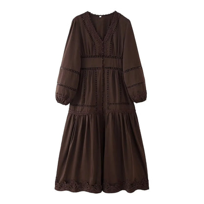 Modisches Slim-Fit-Midikleid mit V-Ausschnitt für Damen, Sommer 2022, aushöhlen, Spitzenbesatz, elegantes Kleid J5C226, knielang.