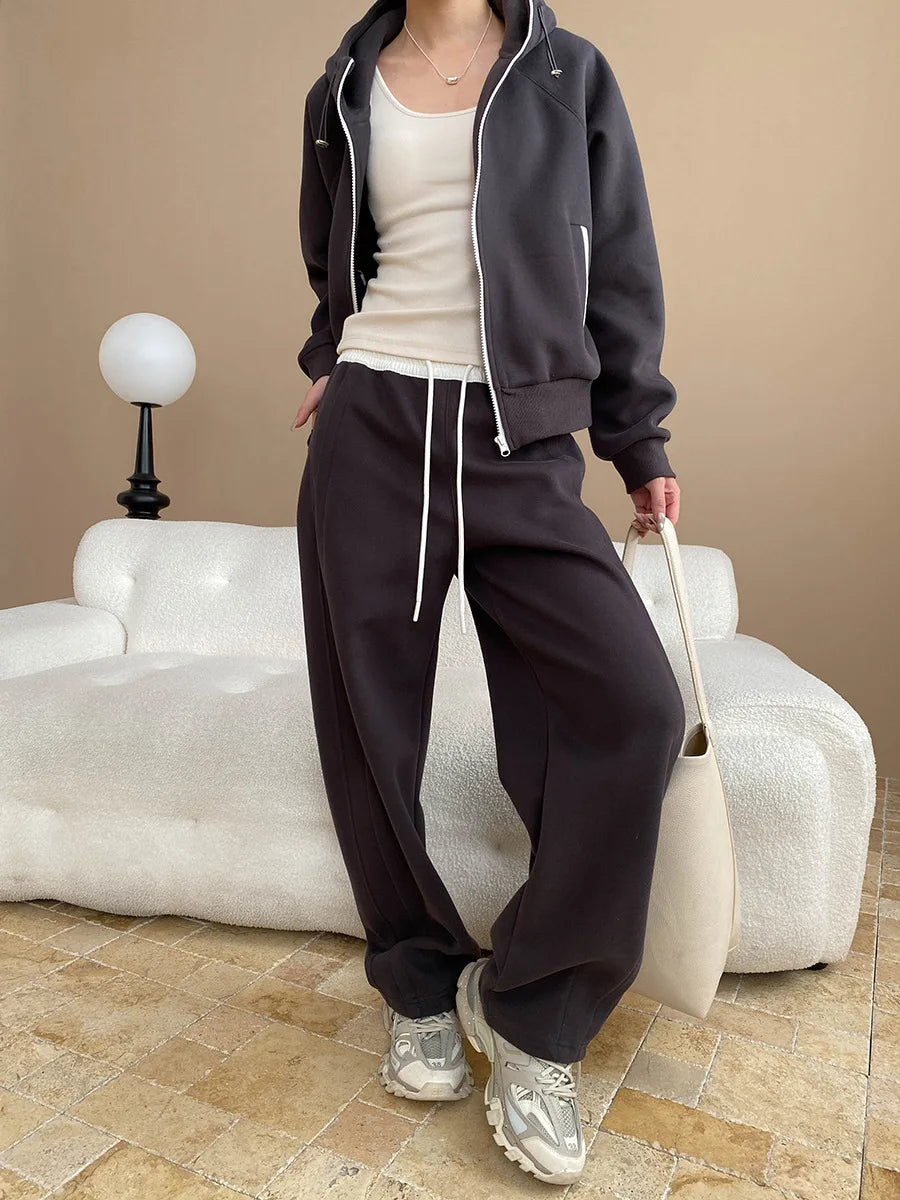 Spring and Autumn Women's Casual Solid Color Loose Hooded Sweatshirt+High Waist Loose Pants Set.