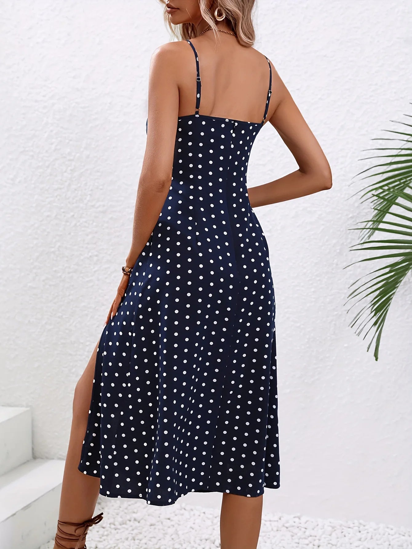2024 sommer Sexy Spaghetti-trägern Kleid Frauen Mode Polka Dot Print Ärmelloses Schlitz Kleid Boho Casual Strand Midi Kleider.