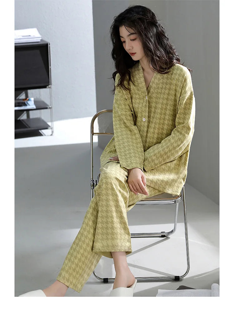 Spring and Autumn New Women's Pajamas Homewear Suit Women's Long-Sleeved Homewear Autumn and Winter Models Homewear Suit.