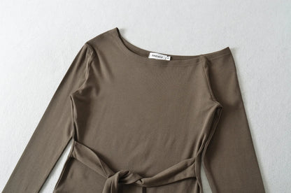 Sexy Long Sleeve T-Shirt Women's Waist Cinched Shoulder Bared Strap Design Autumn 2025 Irregular Halter Neck Top for Trendy Girl.