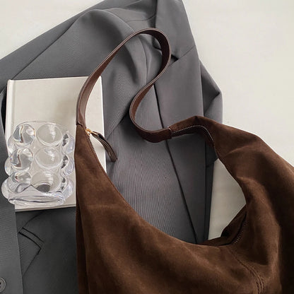 Women Suede Shoulder Bag with Zipper Hobo Bag Large Capacity Handbag Slouchy Bag Commuter Travel Bag.