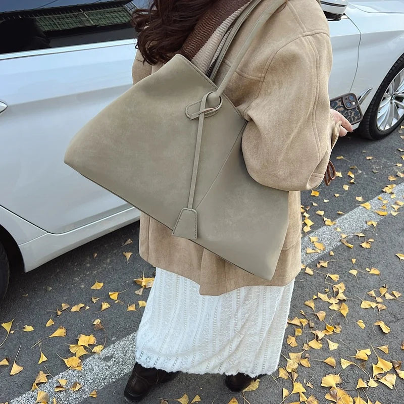 Korean Style Casual Suede Shoulder Bag for Girls Large Capacity All-match Shoulder Pouch Handbag Underarm Tote Storage.