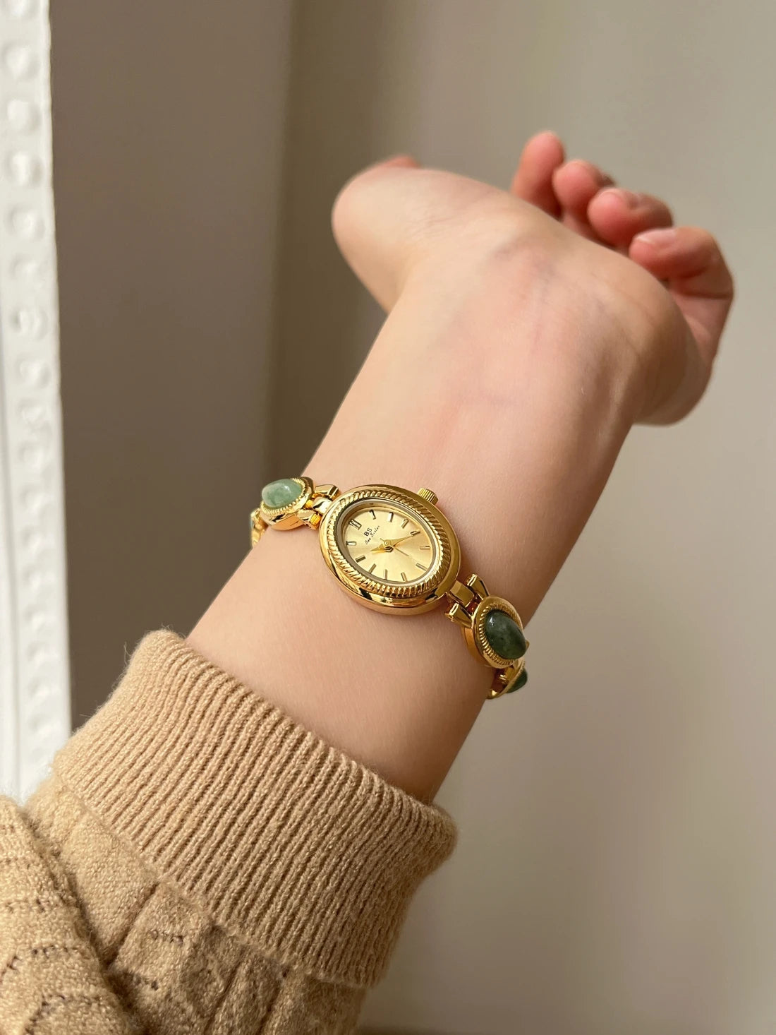 High-end Luxury Watches for Woman Elegant Green Jewelry Jade Quartz Bracelet Wristwatch Gift for Women Lady Fashion Dress Watch.