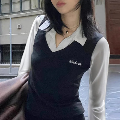 Fashionable and minimalist college style contrasting color lapel fake two piece T-shirt versatile short sleeved top.