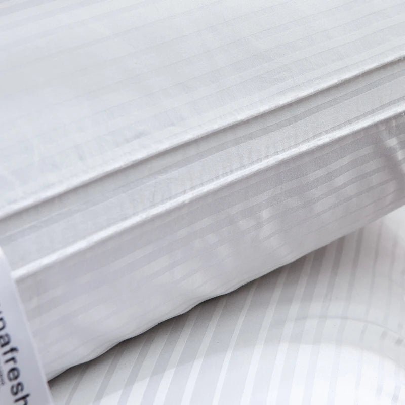 100% Goose Down Pillows Neck Pillows for Sleeping Bed Pillow 100% Cotton Cover with Goose Donw 1pc Hotel Collection Soft Comfort.