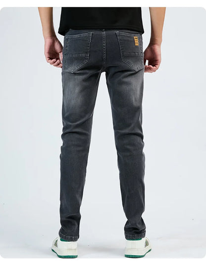 2025 Autumn Men's White Slim Fit Straight Jeans Casual Stretch Denim Pants Comfortable Fashion Streetwear Male Brand Clothing