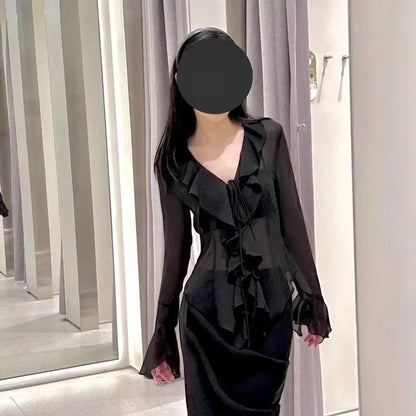 Fashionable Autumn Women's Shirt Elegant Cascading Ruffled Layered Sexy V-Neck Trumpet Sleeve Long Sleeve Women's Casual Shirt.