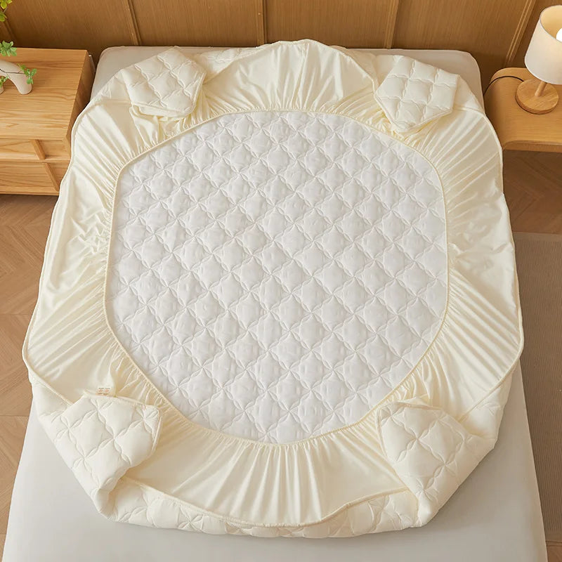 Quilted Mattress Cover Single/Double Bedspread Thicken Bed Linen Waterproof Bed Cover Home Soft Bedsheet 매트리스커버 (No Pillowcase).