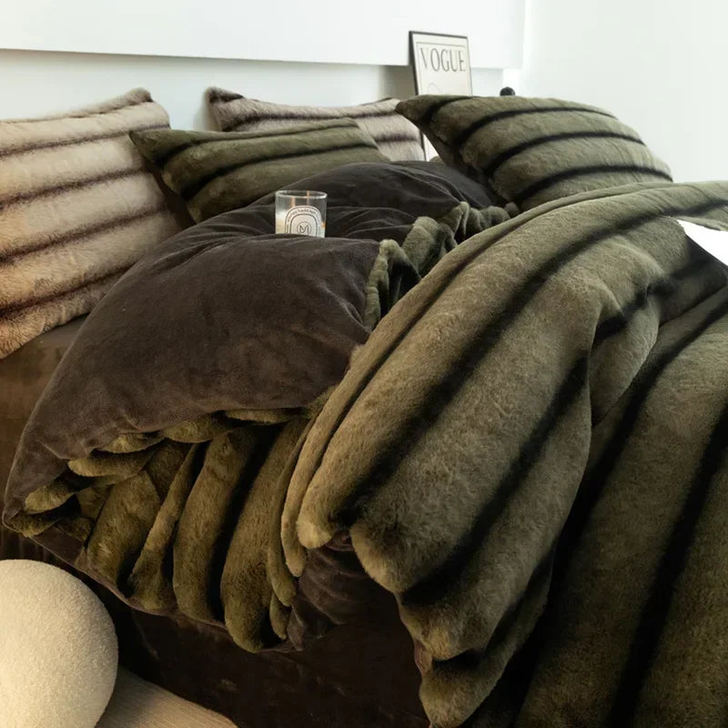 4pcs Grey Rabbit Fur Bedding Set Thick Milk Plush Winter Duvet Cover Warm Bed Sheets, Queen Size Four Piece Set  Bedroom Decor