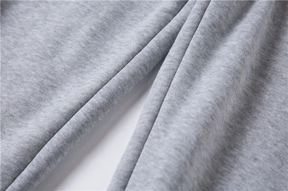 2024 New Autumn and Winter Men's and Women's Sweater Set KING QUEEN Loose Relaxed Hooded Print Couple Set.