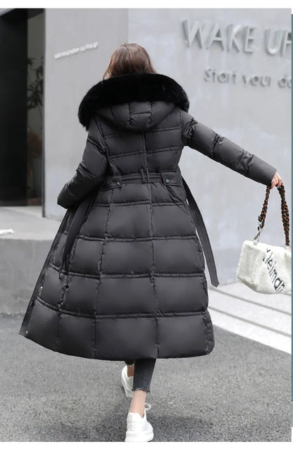 2024 neue Winter frauen Gepolsterte Jacken Mid-länge Modische Mit Kapuze Große Pelz Kragen Lose Dicke Unten Baumwolle Oberbekleidung damen.