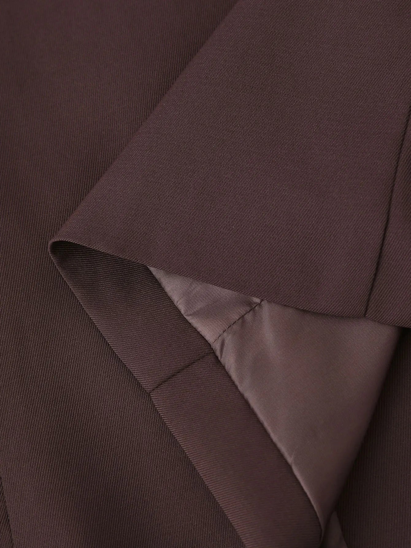 TRAFZA Frauen Elegante Feste Revers Zwei Tasten Anzug Jacke Mode Lange Hülse Dünne Kurze Mäntel 2024 Neue Casual Büro Dame Blazer
