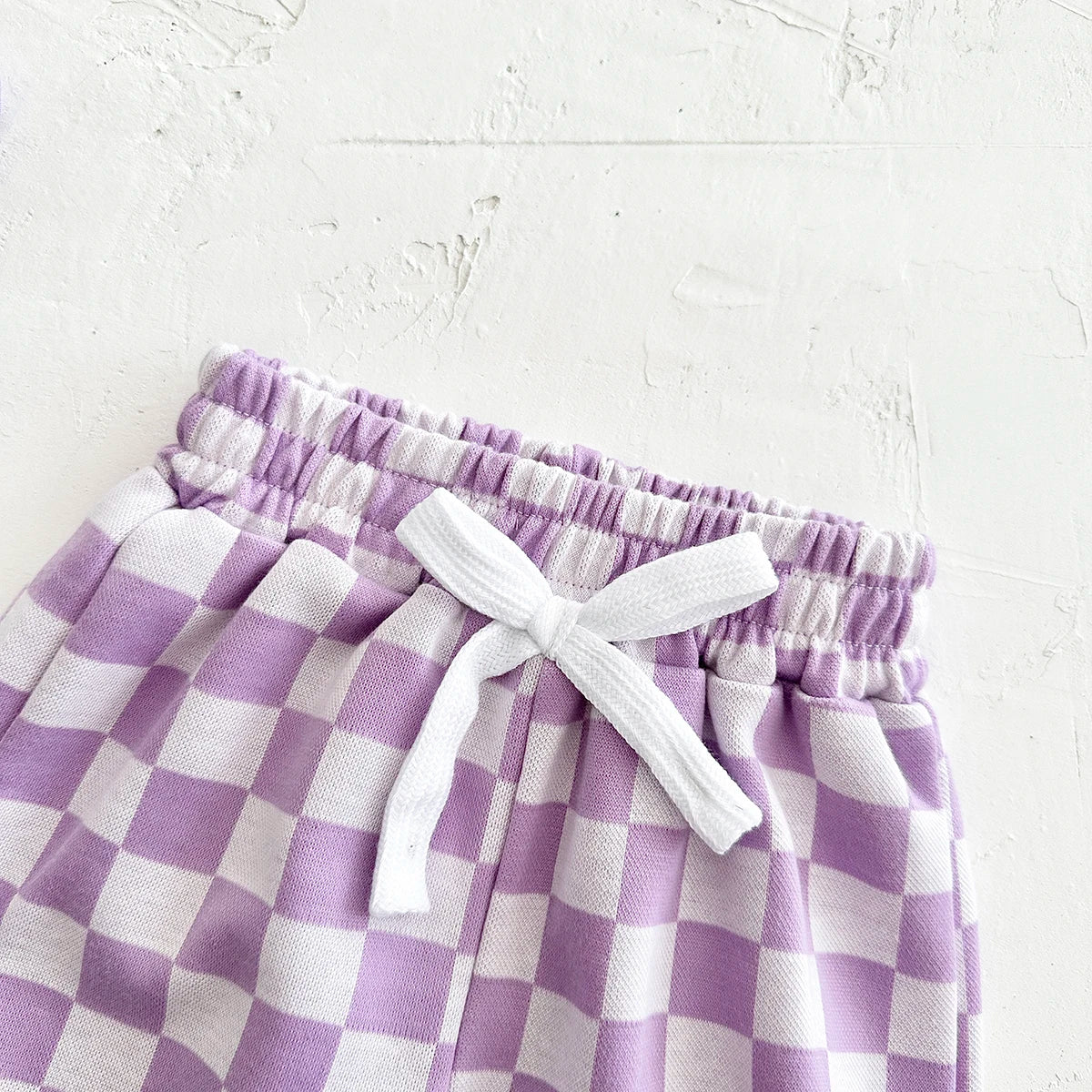 Ins Sommer Neugeborenen Jungen Mädchen Kleidung Baby Set Solide Kurzarm T-shirt + Schachbrett Shorts Baumwolle Casual 2PCS 0-3Y.