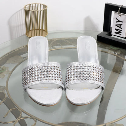 Golden heeles sandals new rhinestones in the summer 2025  thick heels lady slippers wearing banquet luxury elegant slippers.